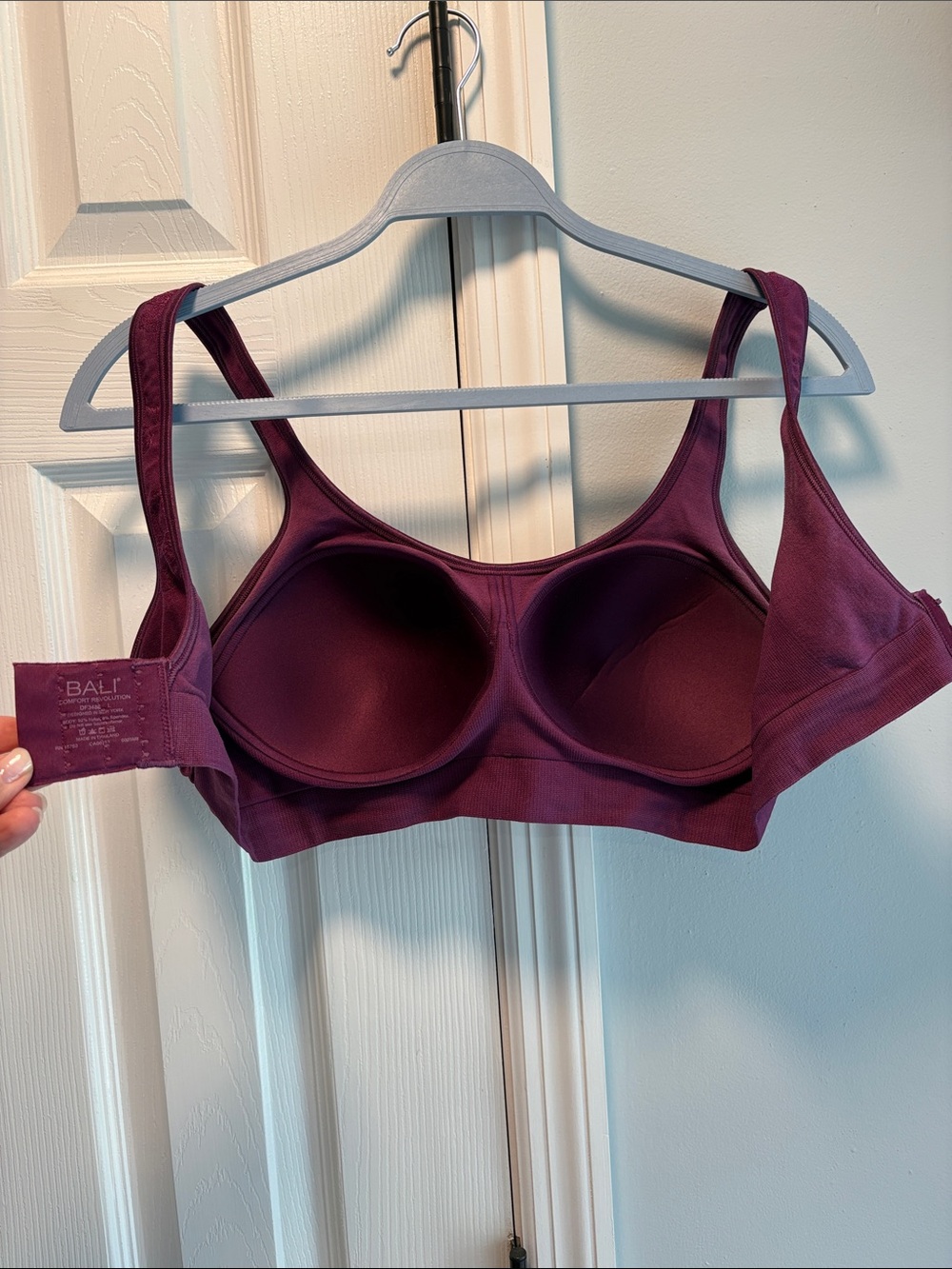 Bali Seamless Floral Scoop-Neck Bralette in Plum - Picture 4 of 4